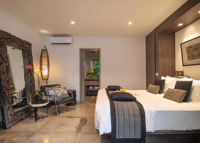 Villa Mia By Finder